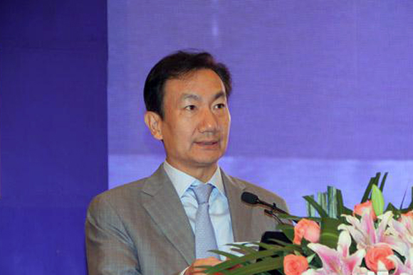 Luo Dong, President of Volvo Construction Equipment (China) Co., Ltd., delivered a speech at the opening ceremony
